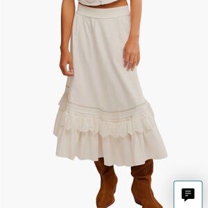 Free people Maeberrie Embroidered skirt medium
